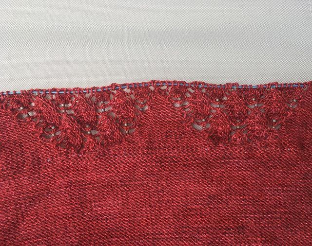 CherylM21's tweet photo. Transition into the lace complete! Now to figure out the rest of it :)
Working on my alternate lace patterned Pavonis sweater (by @studiomirandadesigns) in @indigodragonfly Chameleon Sock yarn.
#pavonis #knittersofinstagram #chameleonsock #sweaterknittin… https://t.co/t4orYioBgH https://t.co/7xMijCjQfF