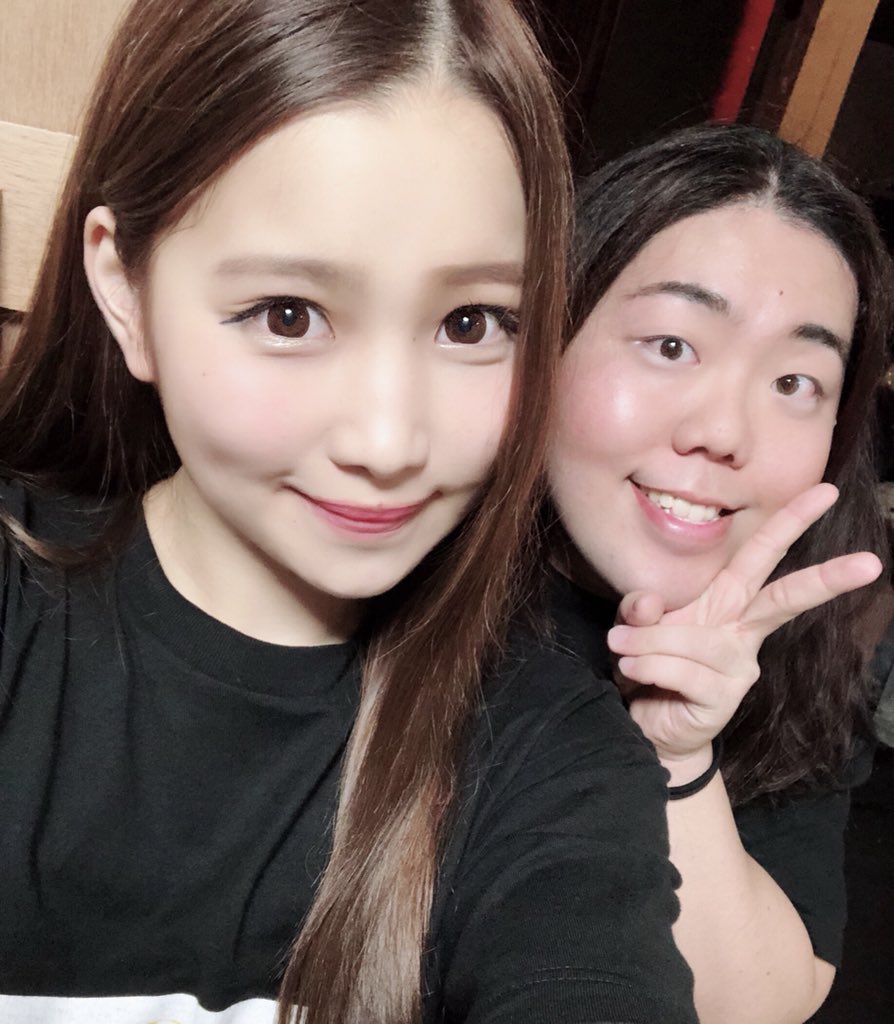 anna_hirai_da's tweet photo. #放課後ビアタイム 2日目✨
ありがとうでした！！

今日も楽しかった😁
個人的には夜公演の昔話が特に笑

差し入れのビールみたいなゼリーが可愛すぎた🍺カンパイ！

今日は親友の西野未姫が来てくれた😍ハピ！

日替わりゲ���トはことりん！！
ことりん仲良しだけど初共演で天才すぎてずっと笑ってた😂 https://t.co/2l2HWhYrVS