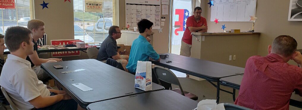 Jeffcored's tweet photo. Despite the heat, many young people have joined us on this National Day of Action in support of @danshaul113.
#LeadRight #DefendTheMOjority https://t.co/ewEsqawnEs