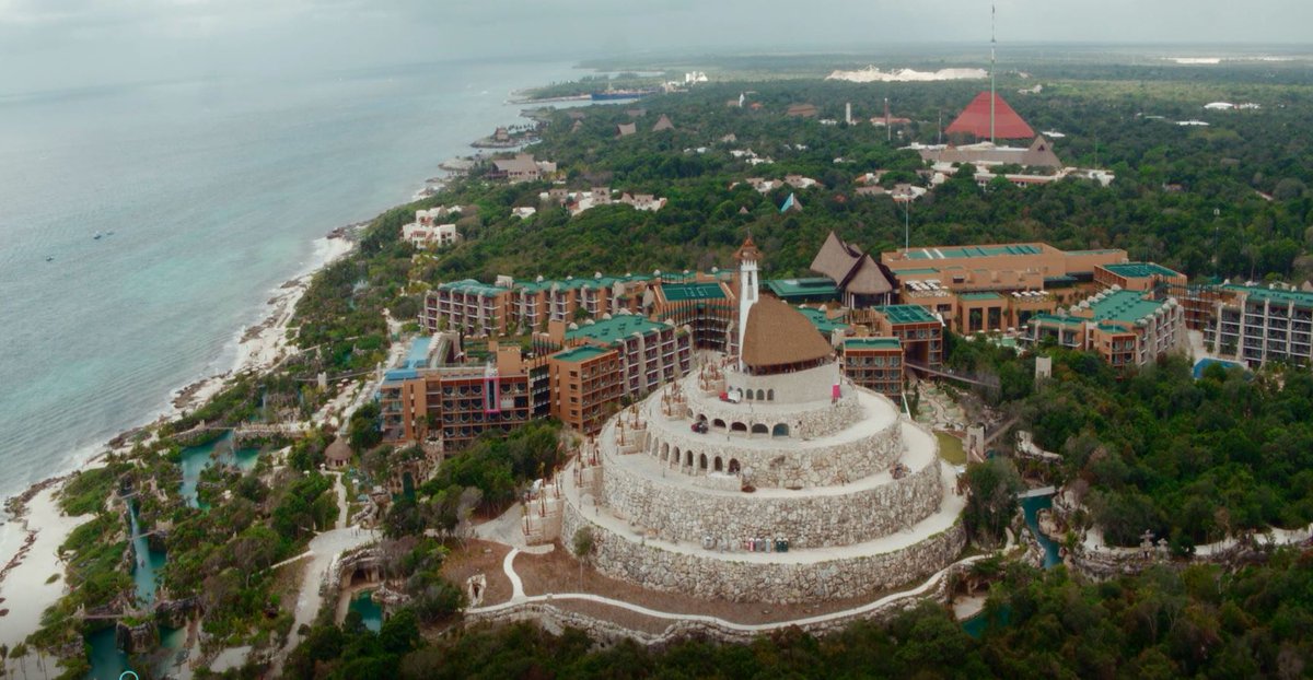 Grupo_Xcaret's tweet photo. Qué orgullo: NatGeo estrena mañana "Destinos: Xcaret".
Tomas espectaculares en escenarios fuera de serie, a las 8 pm México y Colombia/10 pm Perú/11 pm Chile y Argentina. #XcaretNatGeo
@XcaretPark
@natgeo_laFANS https://t.co/9m4XJZmD6f