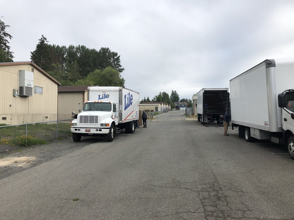 LSSDCapProjects's tweet photo. The Lake Stevens High School modernization and expansion begins with a move. #LSHSMod #lssd4 #WeAreLSSD #WeAreVikings https://t.co/fqPgPVUMRk