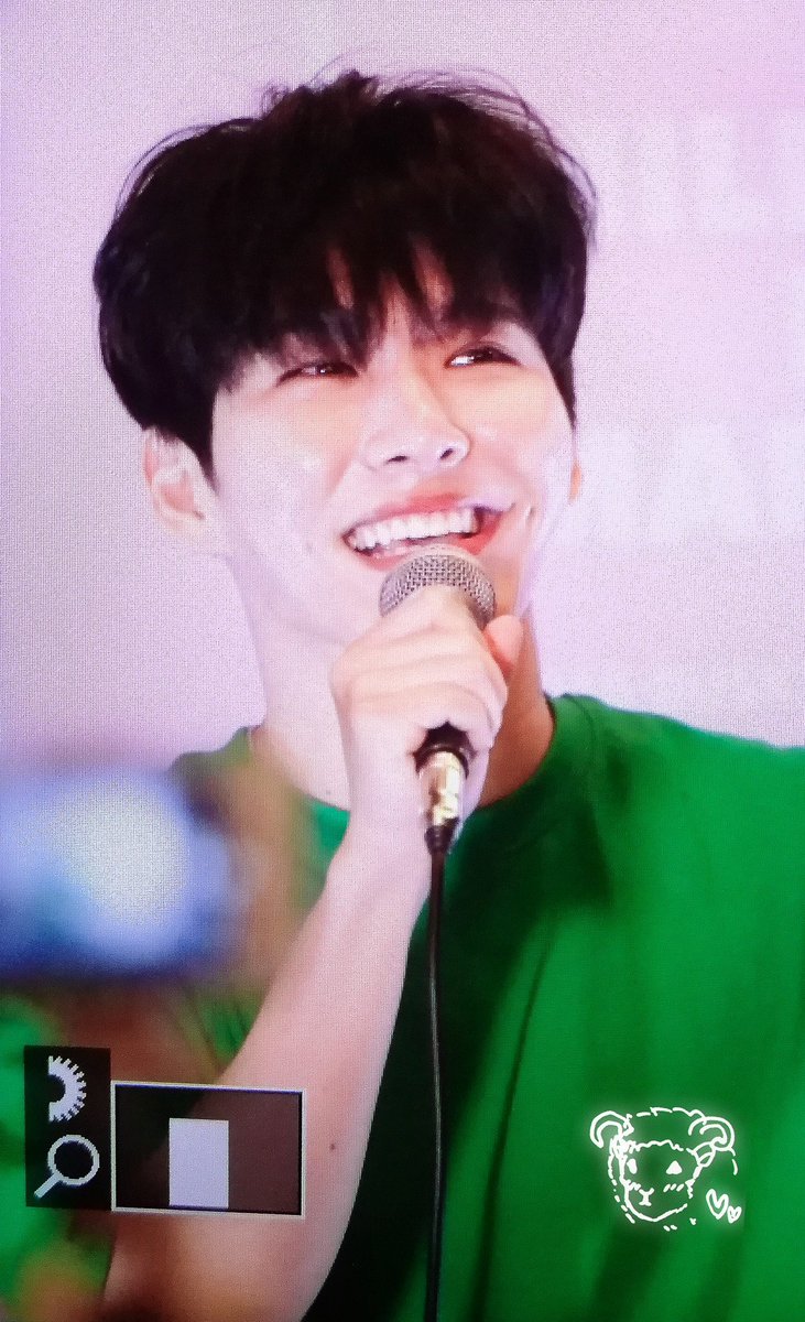 AriesDoha's tweet photo. 180616 Million Free Market Busking prev
 
#도하 #박도하 #PARKDOHA https://t.co/Rfi1LEdW2G