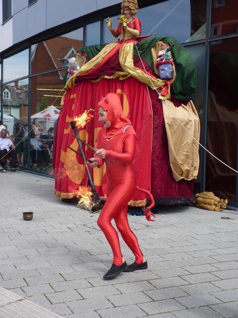 Shipley_Fest's tweet photo. CIRCO RUM BA BA will have you roaring with laughter.

An enchanting line up of short vaudeville and circus acts, amusingly compered by the great lady herself with plenty of audience participation. 

This is not to be missed Street Theatre!
#SSAF2018 #FamilyFun #DayOut https://t.co/oDPd6kQ08R