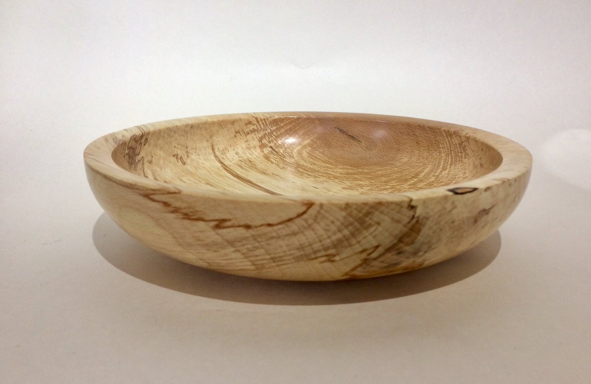 #TodayImMaking a simple Scottish Spalted Beech Bowl during a relaxing hour in the workshop on a very rainy day. #highlandshour #nc500 #woodturning #highlands #blackisle