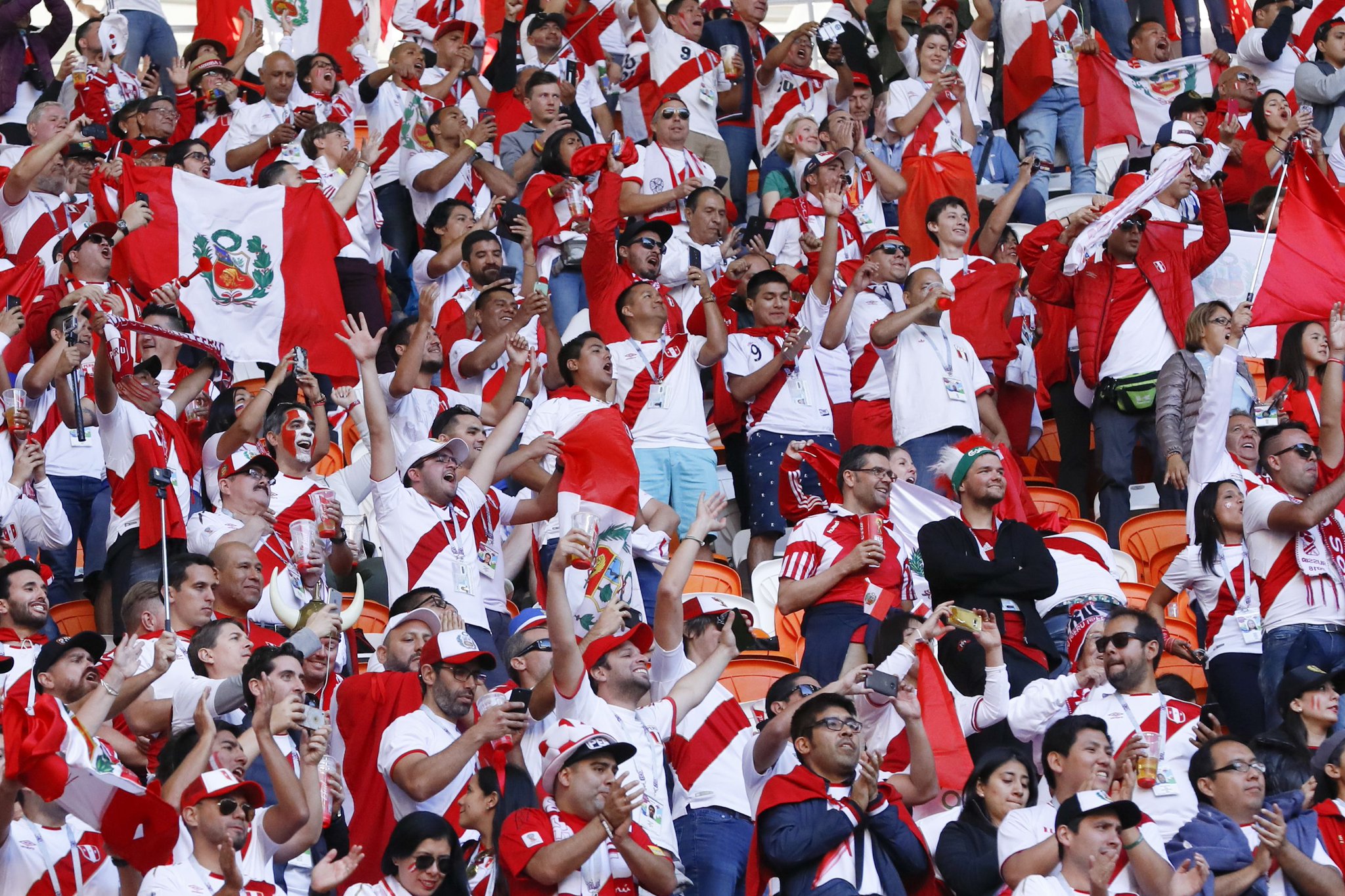 “RIo Ferdinand on Peru's fans: "I flew into Russia... but...