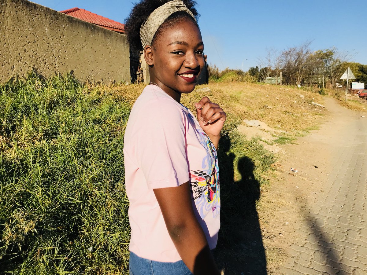 aidan_orionxX's tweet photo. Glo ✨❤️💯 #BlackTwittaSingles #SaturdayMorning ❤️🌸 #LoverFirstLook https://t.co/uxQECoCbhW