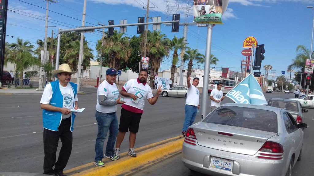 ArambulaErasmo's tweet photo. #NuevaAlianzaYElMagisterio #JornadaVotoUtilDistritoXI #GomezPalacioDgo https://t.co/7Wr92aWVij