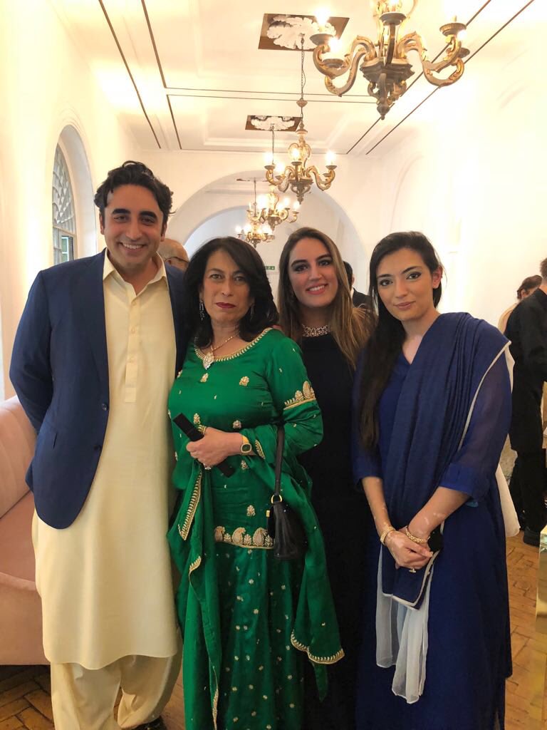 BBhuttoZardari's tweet photo. Eid Mubarak from our family to yours       We hope you have a blessed Eid @AAliZardari @BBhuttoZardari @BakhtawarBZ @AseefaBZ https://t.co/5ouJPI7Owt