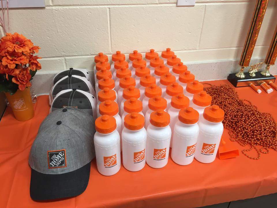 HD2651's tweet photo. Bellingham Store 2651 Pride!  #NDHomeDepotOrangeBloodedDay2018 https://t.co/gCqUbxFvzu