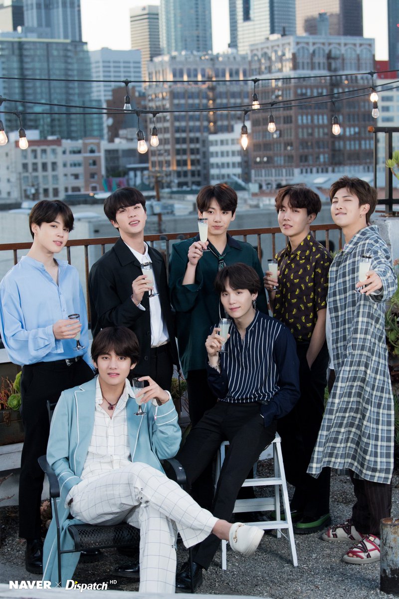 Bts X Army Sg Rest Dispatch Bts Twt At La Art District For Bts 5th Anniversary Photos Taken During May 18 View Download Hd Pics T Co Mbcbglaehm Thread