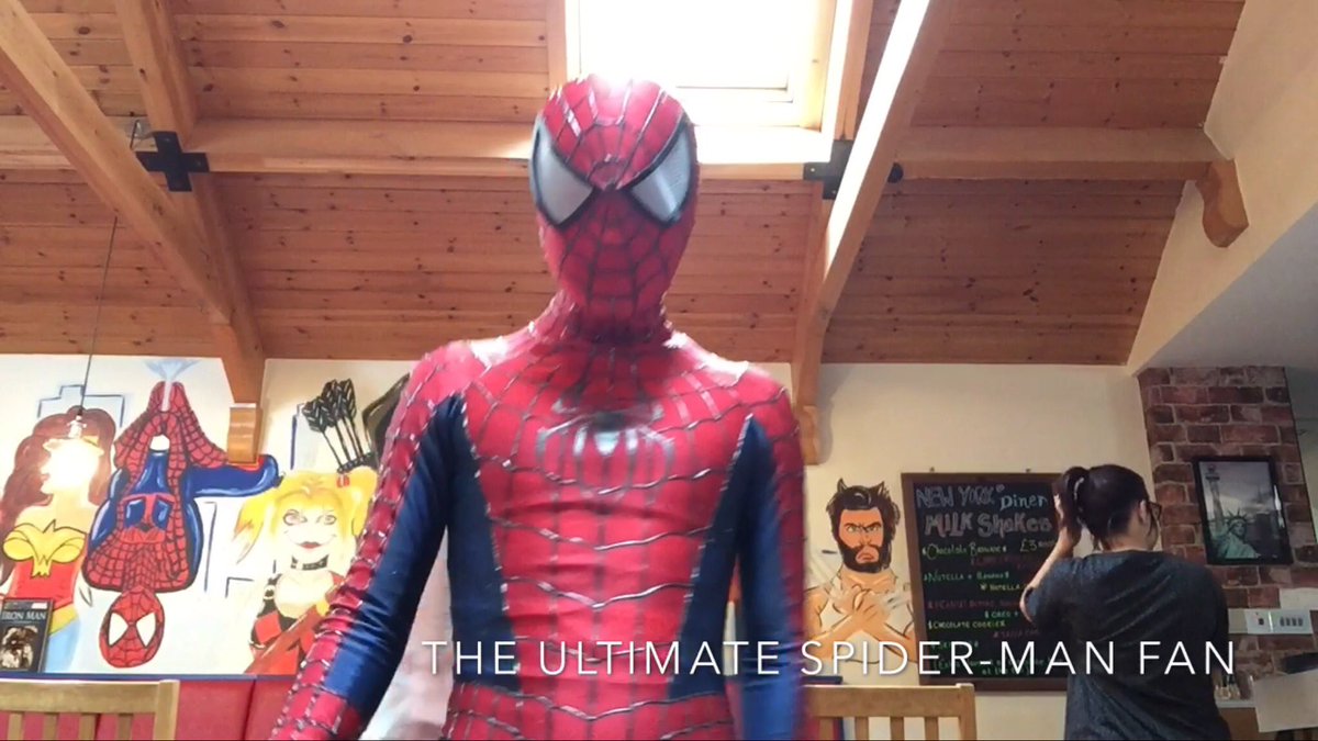 THEULTIMATESPID's tweet image. This Was Right After I Got My Costume In 2016 Aswell. THWIPPPPPPPPPPPPPPPP