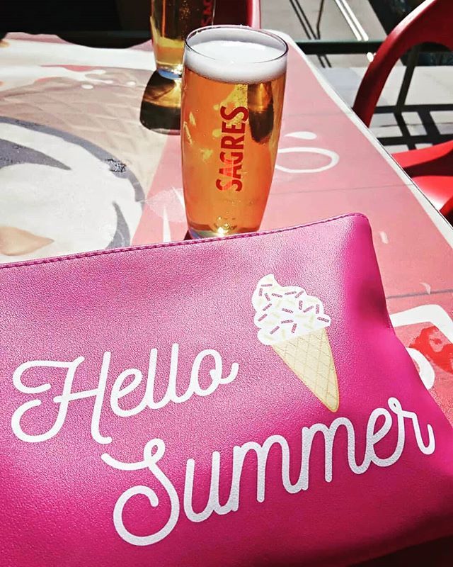 DeboraMarketeer's tweet photo. A iniciar a época balnear 🌞

#sun #tan #sea #happydays #life https://t.co/Vypy9qejRe https://t.co/UtjUyRNN9c