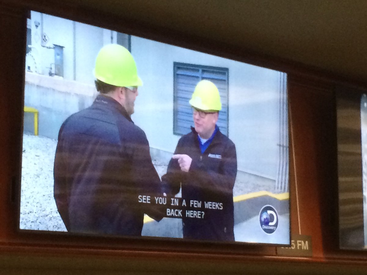 racheldgantz's tweet image. Perfect timing! My gym is showing the “American Chopper” episode right now with @EthanolRFA custom #ethanol bike! (With @fuelinggood cameo) #fuelyourknowledge