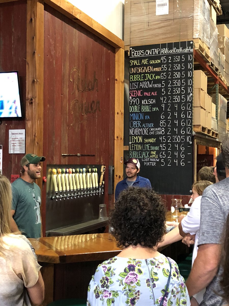 612BrewReview's tweet photo. RushRiver Brewing #GetKnit #612BrewReview @rushriverbeer Stop 1 - Beer Line Up https://t.co/HnPOaSUadc