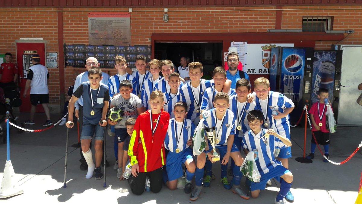 Hoy nuestro Alevin y nuestro Infantil campeones del torneo ranillas ENHORABUENA