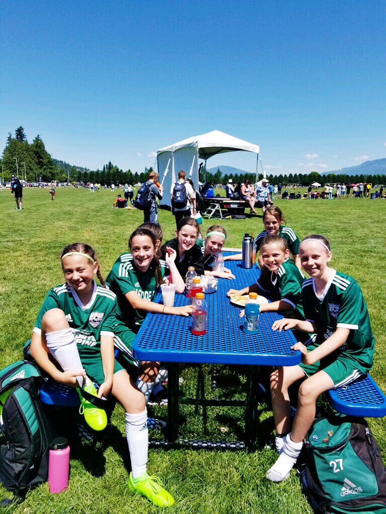 cfc_G08Green's tweet image. having fun at the @northwestunited_fc Fire Cracker Tournament!⚽️💥⚽️
#wearecascade @cfc_cascadefc