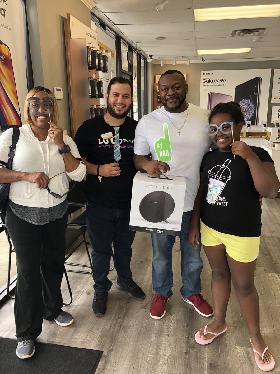 Father’s Day gift for all the great fathers out there! #300off #harmankardon  <a href="/KristianAllos/">Kristian Allos</a> #ranchosandiego