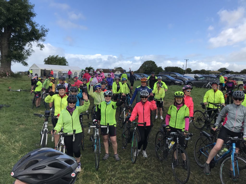 Limericksports's tweet photo. Great achievement by @Limericksports WOW participants who completed the Tour De Burren today after 12 week programme as part of @bikeweekie 👏👌 24 ladies took on the hills and the wind and achieved great personal goals 👏👏👏💪 #mybikeweek https://t.co/EqGnkOO6Nw