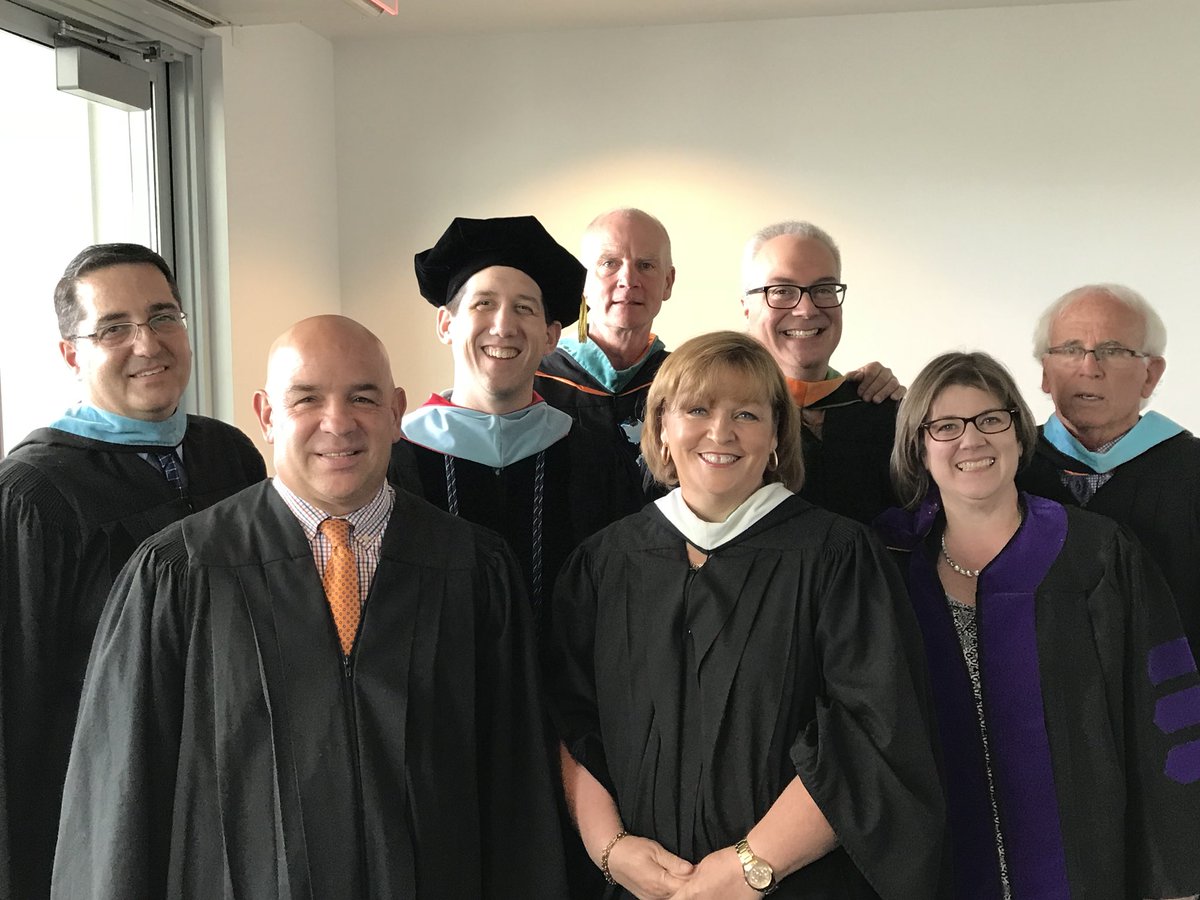 roziemama's tweet photo. Getting ready for LHS graduation. . . https://t.co/iZdX6R6ds7