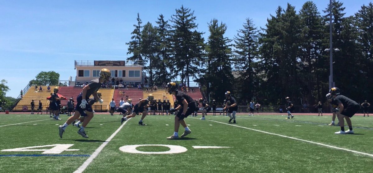 Congratulations to ⁦@LaSalle_Sports⁩ HS football team on winning the inaugural ⁦⁦@UrsinusFootball⁩ 7 on 7 shootout championship!  Great day of competition from Philadelphia’s top HS football programs.  #PhillysFinest #PhillyHSFootball