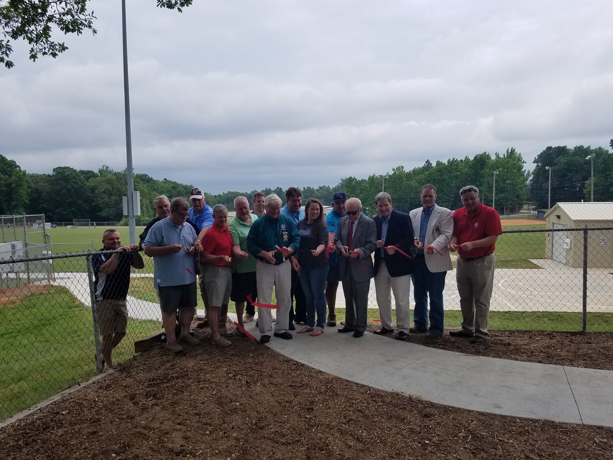 Honored to help officially open the splash pad and park improvements at Bombay Park! #BestTownEver