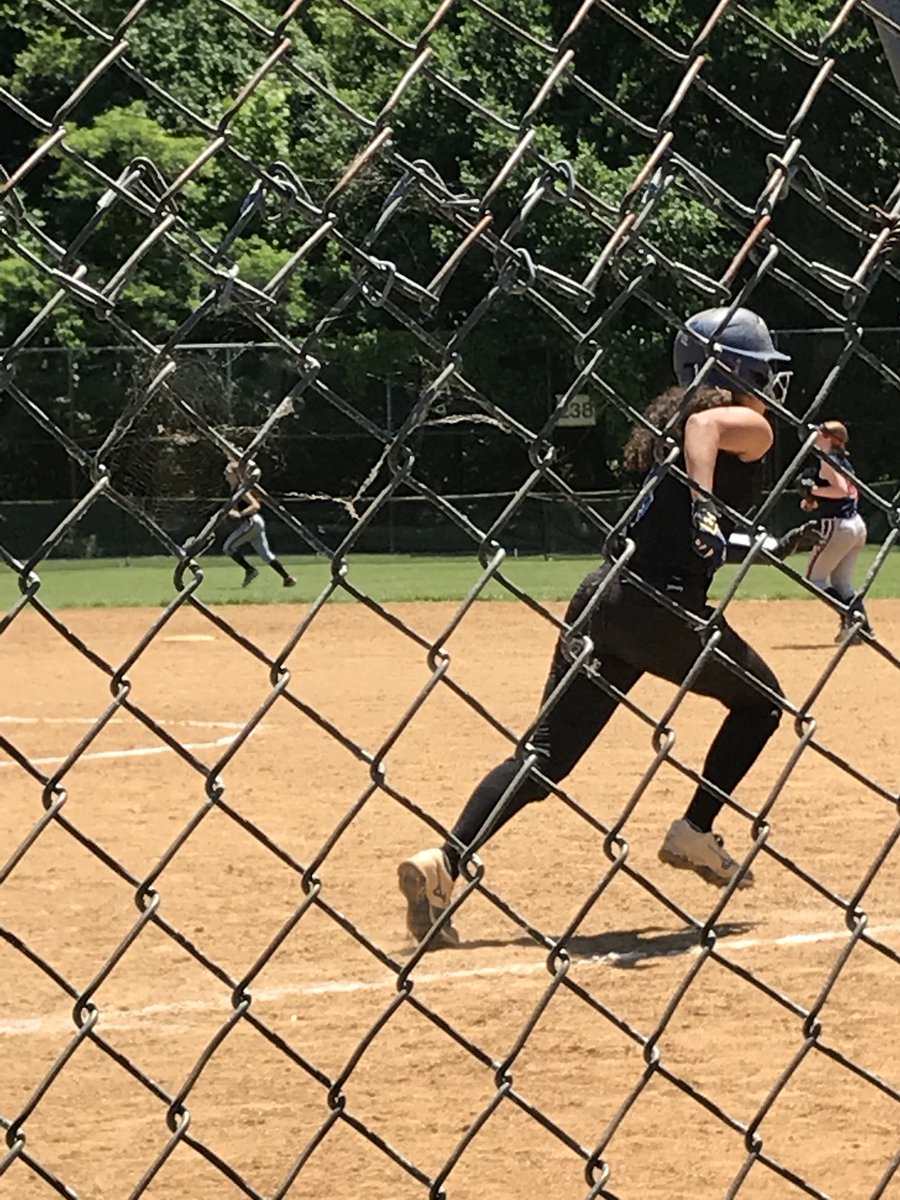 14UCannonsSB's tweet photo. Way to play! 2 for 3 and on to tomorrow. #VaCannons https://t.co/q4JGkTYqC2