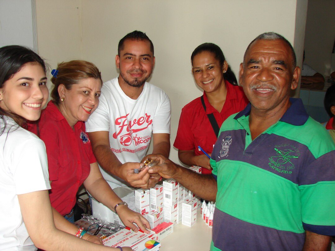 LuisLopezPSUV's tweet photo. GUÁRICO l Entrega de medicamentos desde el municipio Roscio se garantiza al pueblo con Jornadas Integrale de Salud. @NicolasMaduro
@josemvasquez #RenovaciónDeFuturo https://t.co/BIQvNhOsvQ