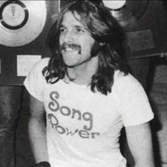 JoMFBL92's tweet image. #SongPower indeed People may think im crazy&amp;amp;obsessive But what people don't know is what this band #Eagles #TheEagles&amp;amp;the boys have done for me found me Still do 2 yrs on #GlennFrey #DonHenley #JoeWalsh #TimothyBSchmit #DonFelder #RandyMeisner #BernieLeadon #VinceGill #DeaconFrey