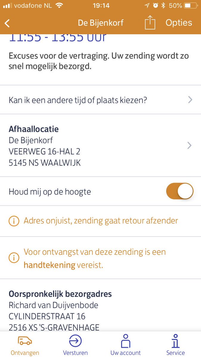 rjpvd's tweet photo. @PostNL wat een drama is jullie bezorgdienst! Busje stopt voor de deur, zoekt 5 min in zn busje en rijd vervolgens weg. Melding: adres onjuist! Gaat het! Deze chauffeur heb ik hier al 20x aan de deur gehad. https://t.co/Co7v1TM4Su