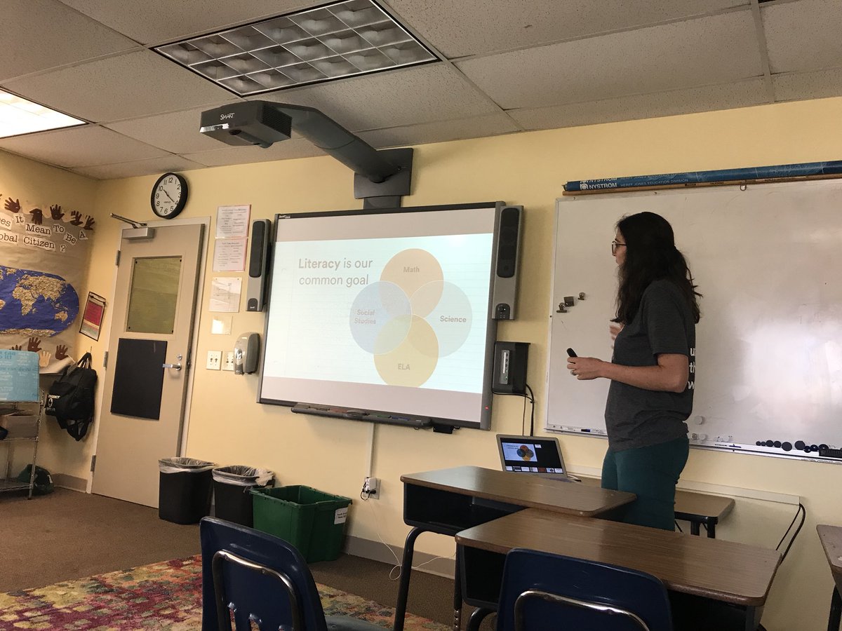 segiacoman's tweet photo. LETS Explore Newsela #LUSDLETS #LUSDDigital https://t.co/7jzLw0tF6t