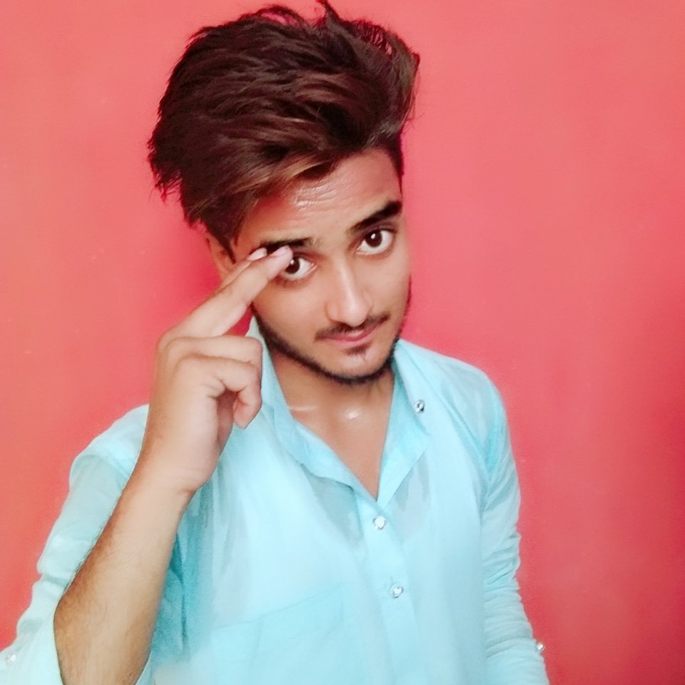 Sarashaikh143's tweet photo. Humane tumhe dekha hi nhi 😔
To kya #_Eid Mnay🤔 Jis Ne Tumhe Dekha👈🏻 use #_Eid  Mubarak 😇 https://t.co/ILfyX2vNA6