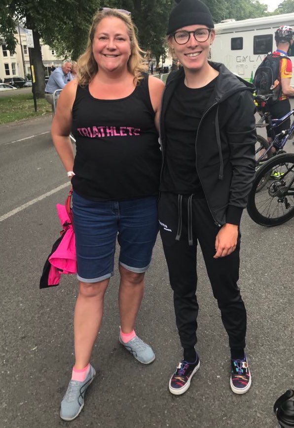 bannahharnes's tweet image. In this year’s @thewomenstour I ride for @RManike. She was diagnosed with incurable breast cancer 4 years ago but last week got the amazing news she is cancer free. I love her daughters Hannah banner 🎀 #OVOWT @BCCare