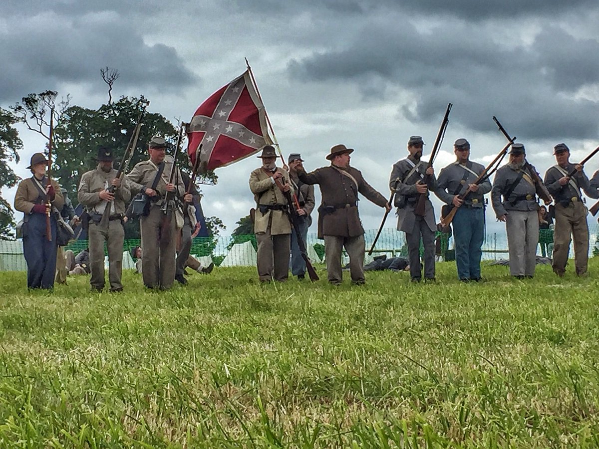 FL_Sedgefield's tweet photo. @Run_Dolly_Run Glad you enjoyed yourself, Hope you didnt get too soaked during the ww2 battle, like some of is... https://t.co/3VbxbcYkZd