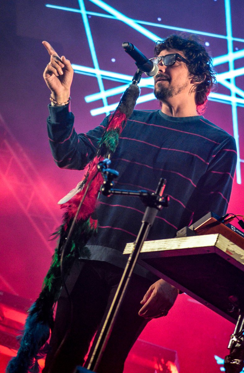 MarcoRiveraQ's tweet photo. Noche de concierto con @zoetheband  @LeonBenLarregui https://t.co/NXDAek5GLa