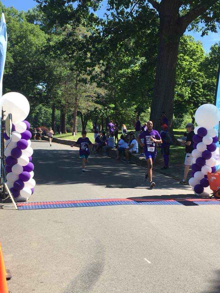 RSConner1's tweet image. 5K race today for pancreatic cancer in memory of Gladys Salgado. @PanCANCT #Purplestride #Wagehope  #TeamMistiWarriors