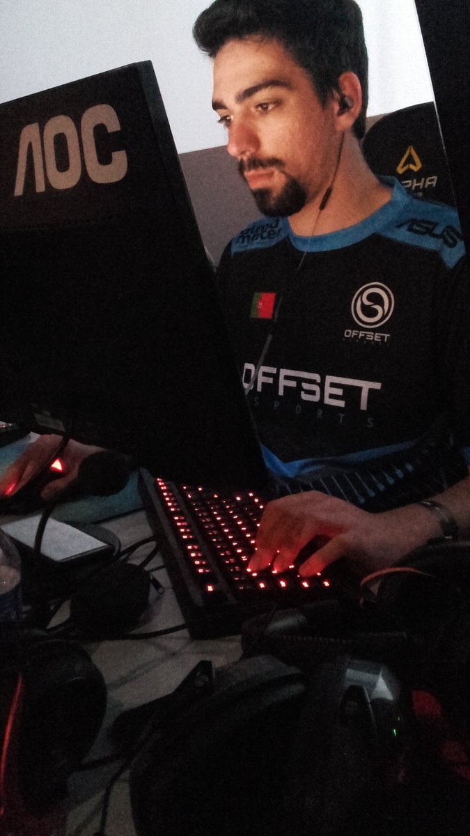 Os <a href="/Offset_Esports/">OFFSET Esports</a> vencem os <a href="/TeamHD_eSports/">Team HD</a> por 2-0 e seguem para a Final, onde irão defrontar os <a href="/HexagoneEsports/">Hexagone Esports</a>!

Estamos nos <a href="/CinemasNOS/">Cinemas NOS</a> do Colombo à tua espera! 😉
#gamer #GameReady #CSGO #gamingnews #esports