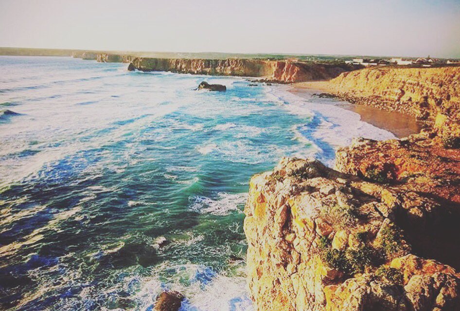 algarveft's tweet photo. Great weekend to you all with all the sun you can get! Amazing picture of Sagres by @sporting_life8 #sagres #bestsurfspot #hellosummer #waves #ondas #bemvindoverão #algarve #algarvefantastic #portugal 🌊🌅 https://t.co/i9fVxUKaB6