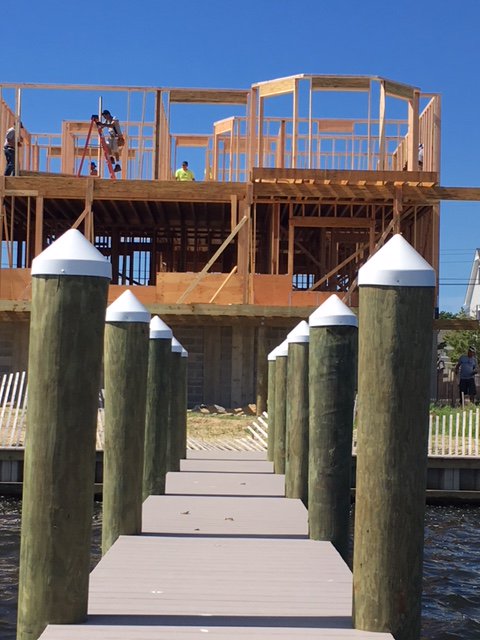 SpeakwithCleat's tweet photo. Piers and A PDR designed home! ! You can bet on some Gorgeous views of the bay on the opposite side of the camera! #jerseyshore #jerseyshorearchitect #architect #waterfronthome #design #build #peirs #pointpleasantbeach #ppbnj #bricknj #framing #process https://t.co/mtTmo0kwJp