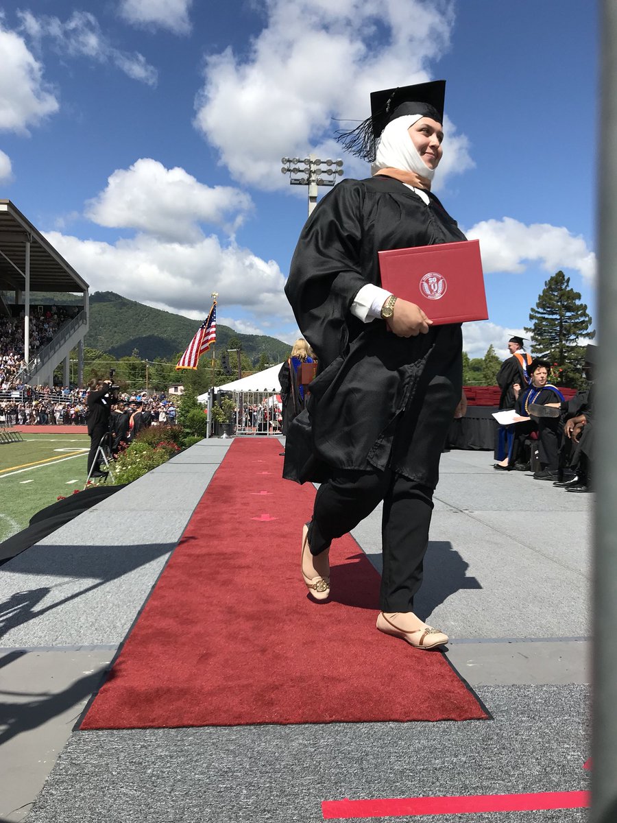 SOUAshland's tweet photo. Awarding of degrees #RaiderUp #souclassof2018 https://t.co/eUZ1RmGfol