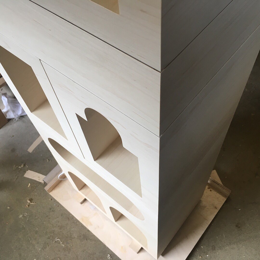 designandmaking's tweet photo. A few more teaser images of our latest project for @swarovski designed by #yosukeushigome  of @takram_ and exhibited at @designmiami.
With many thanks also to @southlondonmakers.  #designmiami #bespoke #handmade #furnituremaker #furniture #madeinengland #architecture #swarovski https://t.co/7NFPK3NA1v