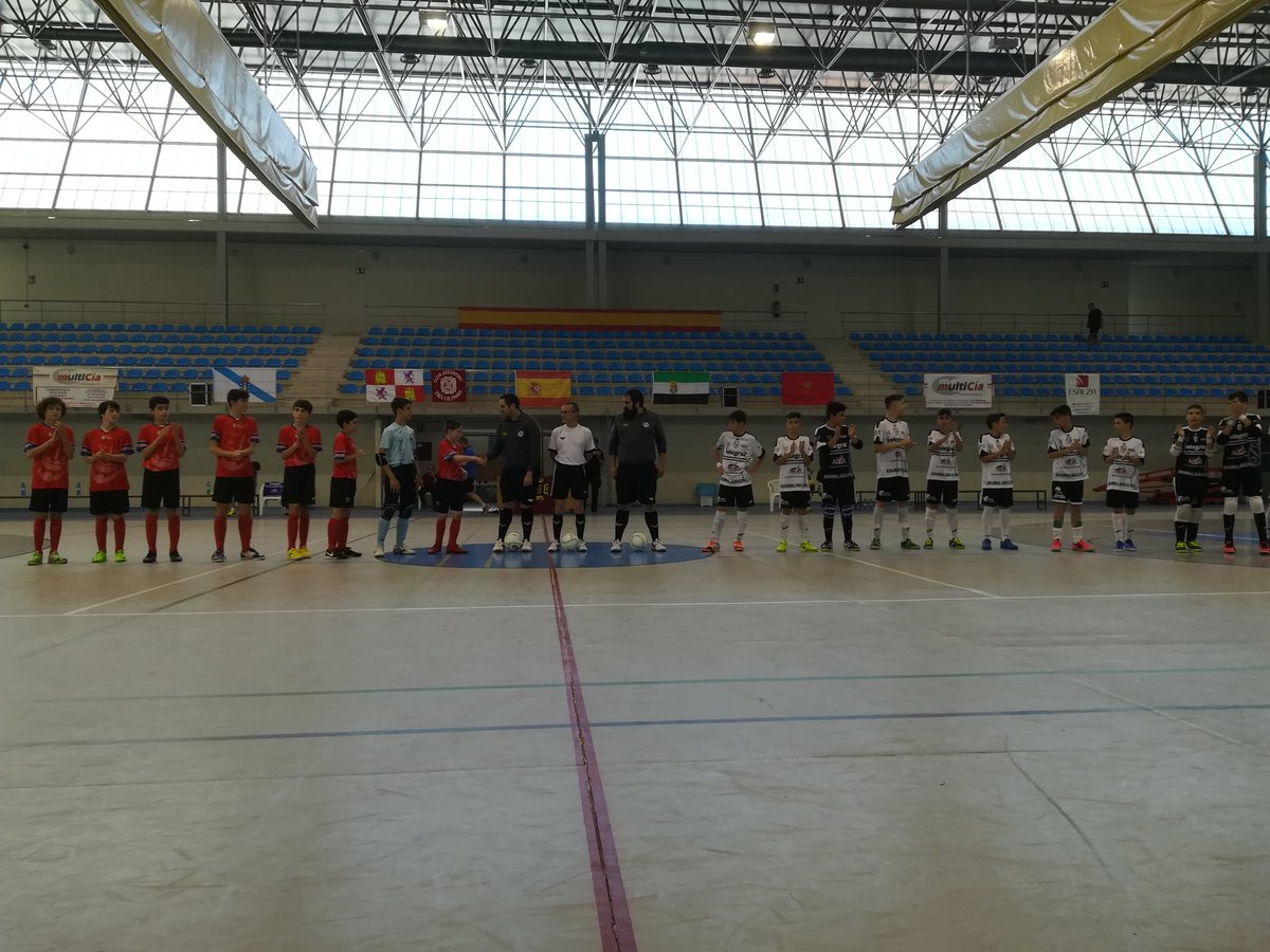 CD Tres Columnas tweet media