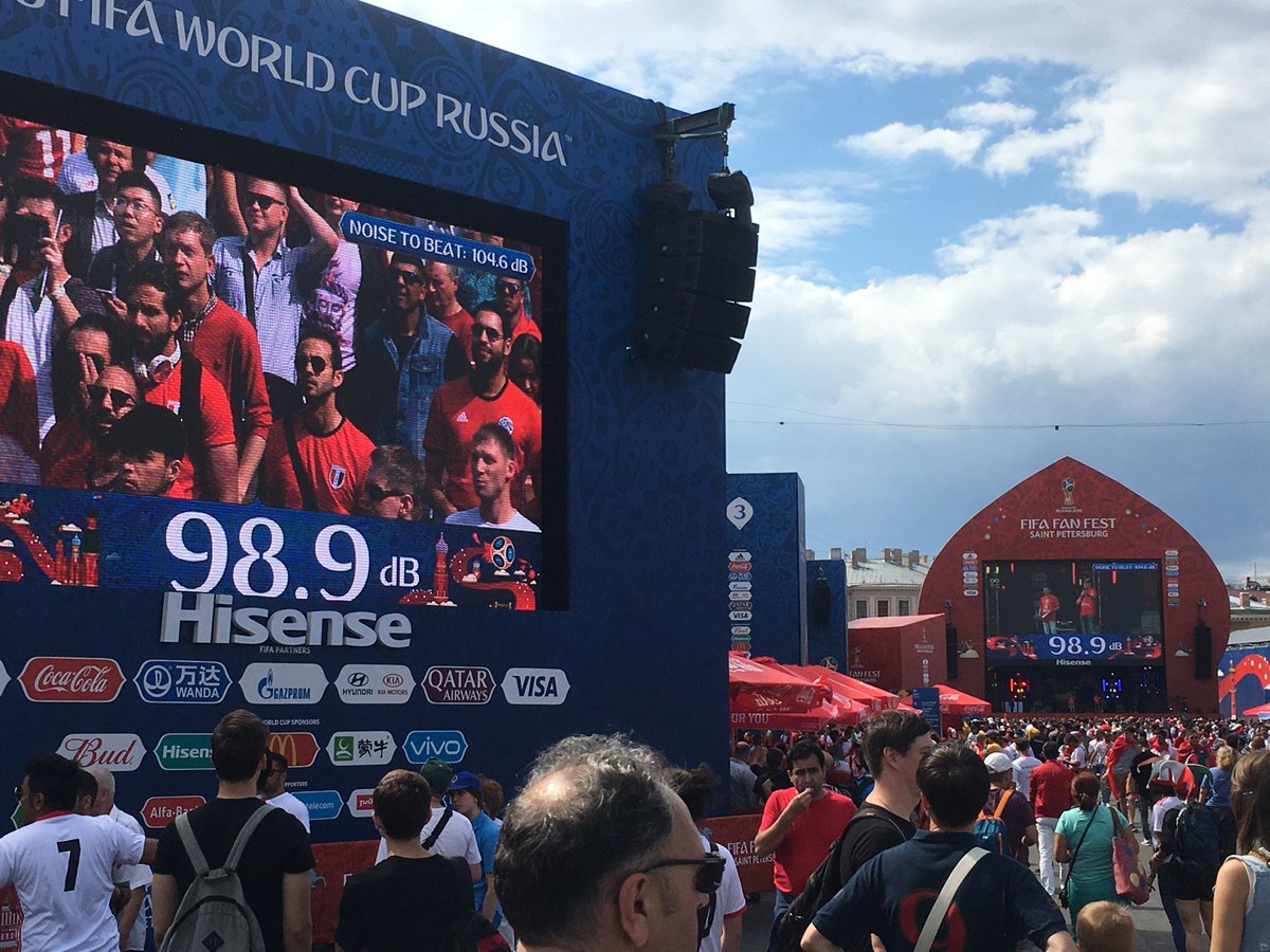 HeikkiAura's tweet photo. Great week at #fifafanfest #fwc #worldcup! Honored to be working for #fifa #budweiser #uplause. Still four weeks to go 😎⚽️👍 https://t.co/syv3japXy9