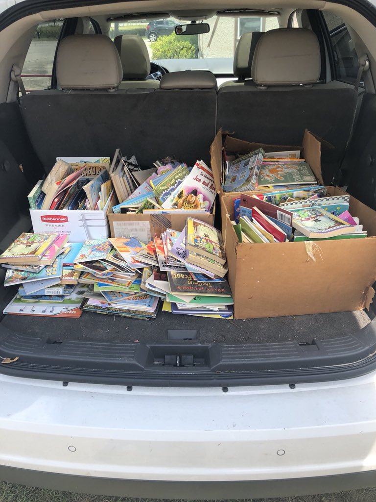 Completely overwhelmed by Bulloch County’s @Habitat_org! I told them about Chatham County’s Million Book Challenge and #TMXCares and they gave us all of these books for free! #feelgoodsaturday #greatneighbors