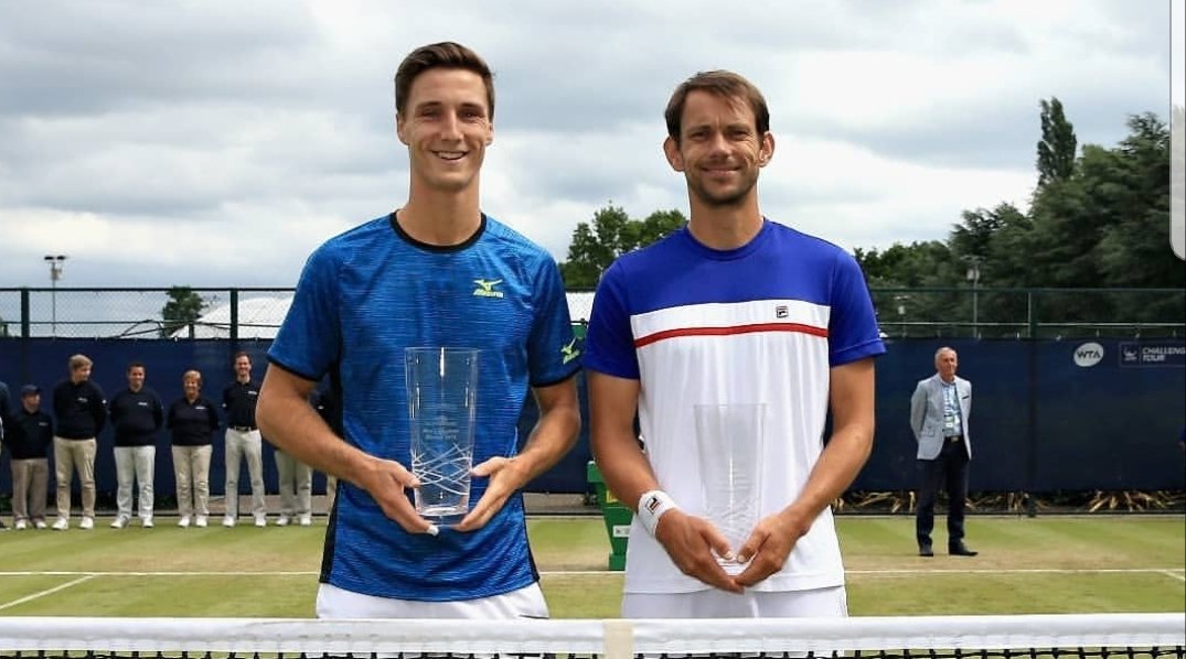 Congrats to <a href="/joesalisbury92/">Joe Salisbury</a> &amp; <a href="/freddienielsen/">Frederik Nielsen</a>, doubles champs in Nottingham. 

Second team title for the 🇬🇧🇩🇰 pair.