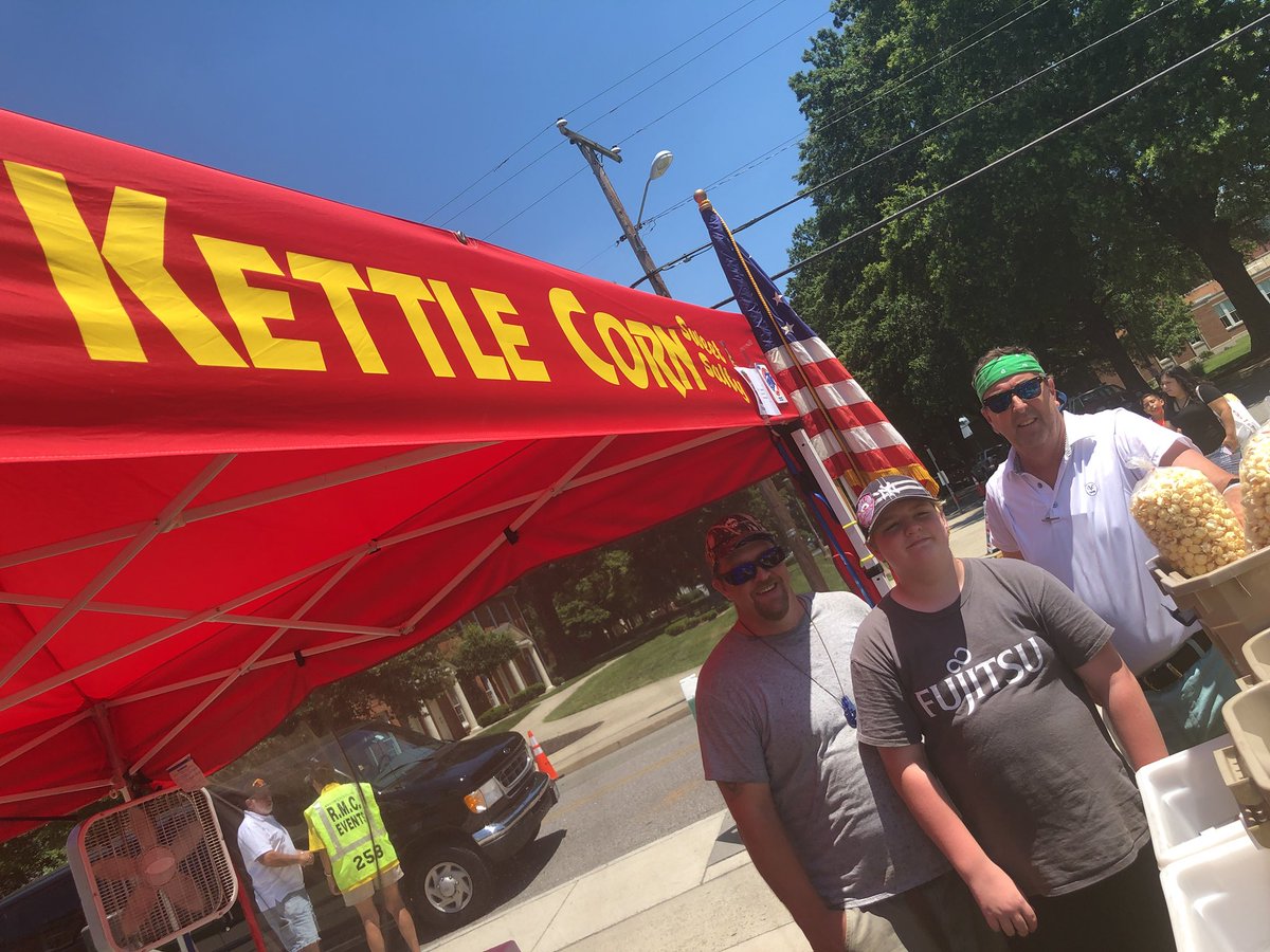 Hanging at the #AshlandStrawberryFaire making kettlecorn! Many thanks to Jim Bowler Sr, Jr. and JB3 for generously donating 30% of today’s kettlecorn proceeds to LVS!! Fun in the sun!