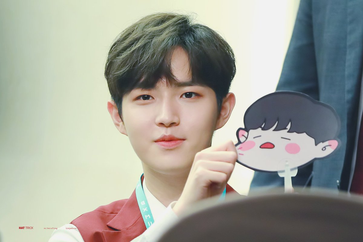hattrick_jh's tweet photo. 180616 #김재환 #재환 
몬모와 볼따구째니🥟😚
https://t.co/XR7dRerhgl
https://t.co/28BSrVOsnY https://t.co/6YQr03DBuJ