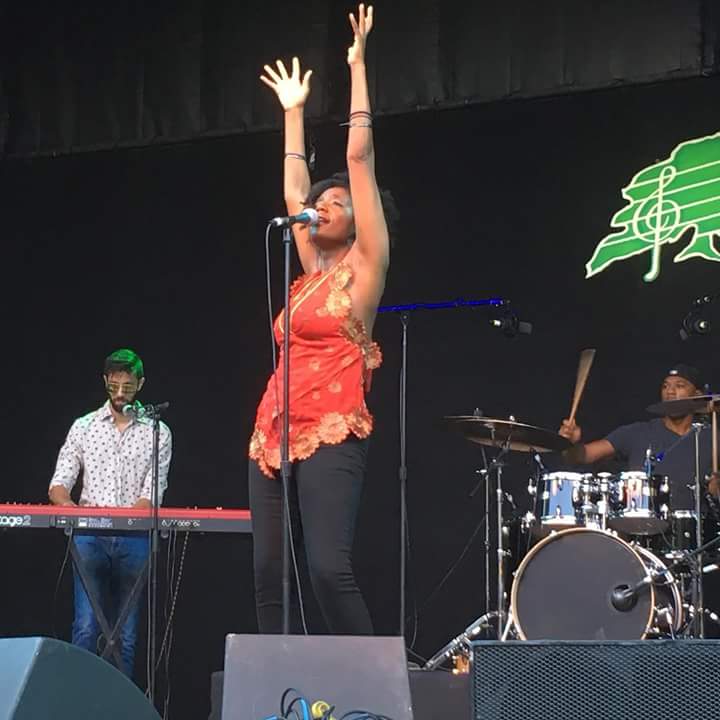 NikiJCrawford's tweet photo. Thank you to the Beautiful folk of Santa Barbara for a Fantastic show @liveoakfest!
Tonight @BrickMortarSF! - LOVE!
#isingfrommysoul #thesecondtruth https://t.co/Wfku6sNKpi