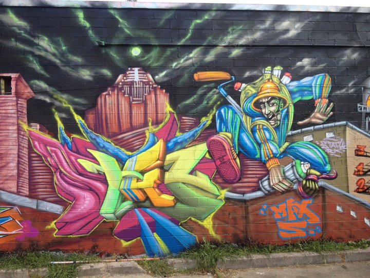 AlfonsoAlberto9's tweet photo. Graffiti from Chicago https://t.co/5u0CwxpMzC