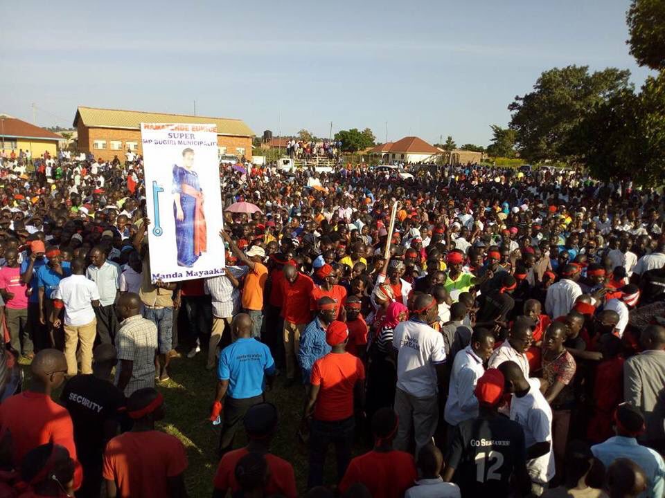 FDCWomen's tweet photo. GIRLS: @IngridTurinawe @KevinaTaaka @psalaamu50 were all present today in Bugiri rallying the voters to trust @FDCOfficial1’s candidates @EuniceNamatende Mayor Bumali Luba and all the councillors in the race to get the mandate to serve the people of Bugiri Municipality! #VoteFDC https://t.co/c624fjZVrE