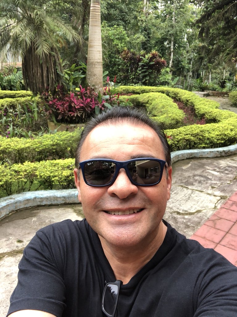 ccp_mario's tweet photo. En Santo Domingo, Ecuador...! Anime Dreams...!!!! Lindo país, linda gente... Gracias...! 😊😊😎 https://t.co/Zo5ICPo6eZ